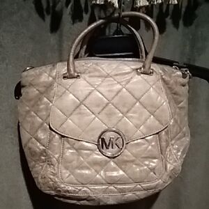 Michael Kors Quilted Beige Shoulder Bag